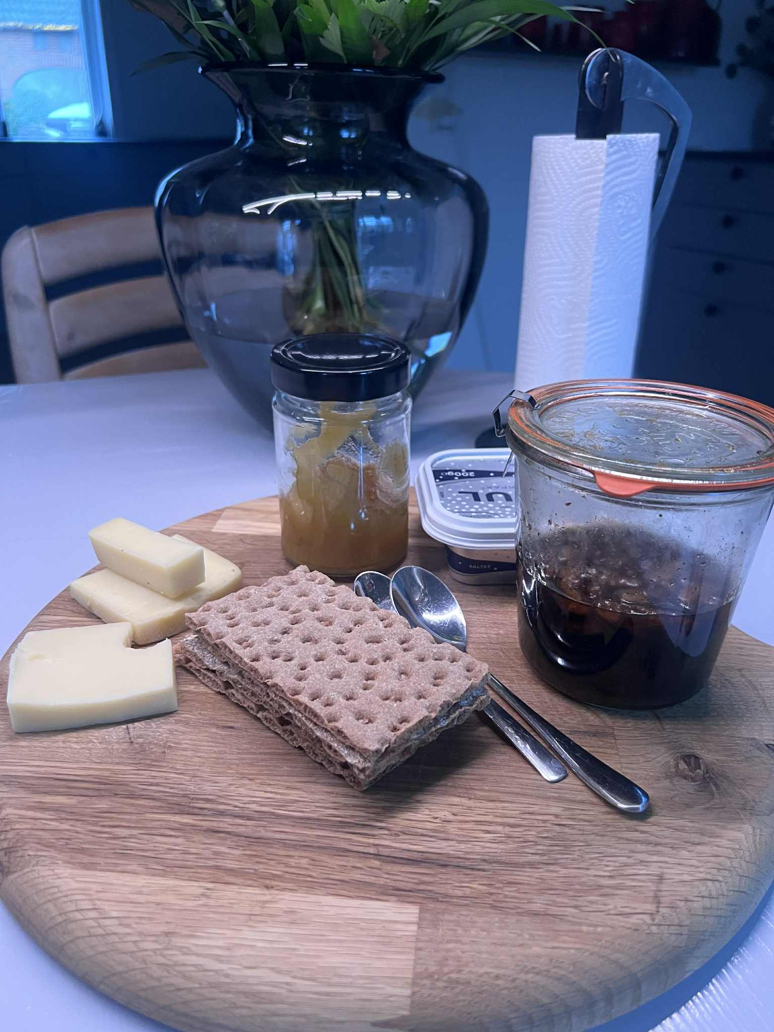 Sådan laver du syltede valnødder – opskrift, variationer, brug og gaveidéer