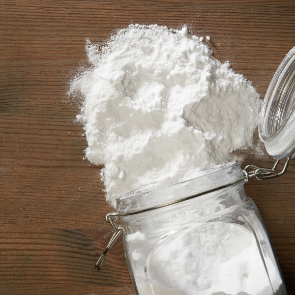 Hvidt er ikke bare hvidt – derfor bliver dit hvide tøj gulligt og gråt