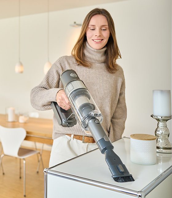 SEBO BALANCE A1 MAGENTA – Letvægt, kraft og smart støvsugning