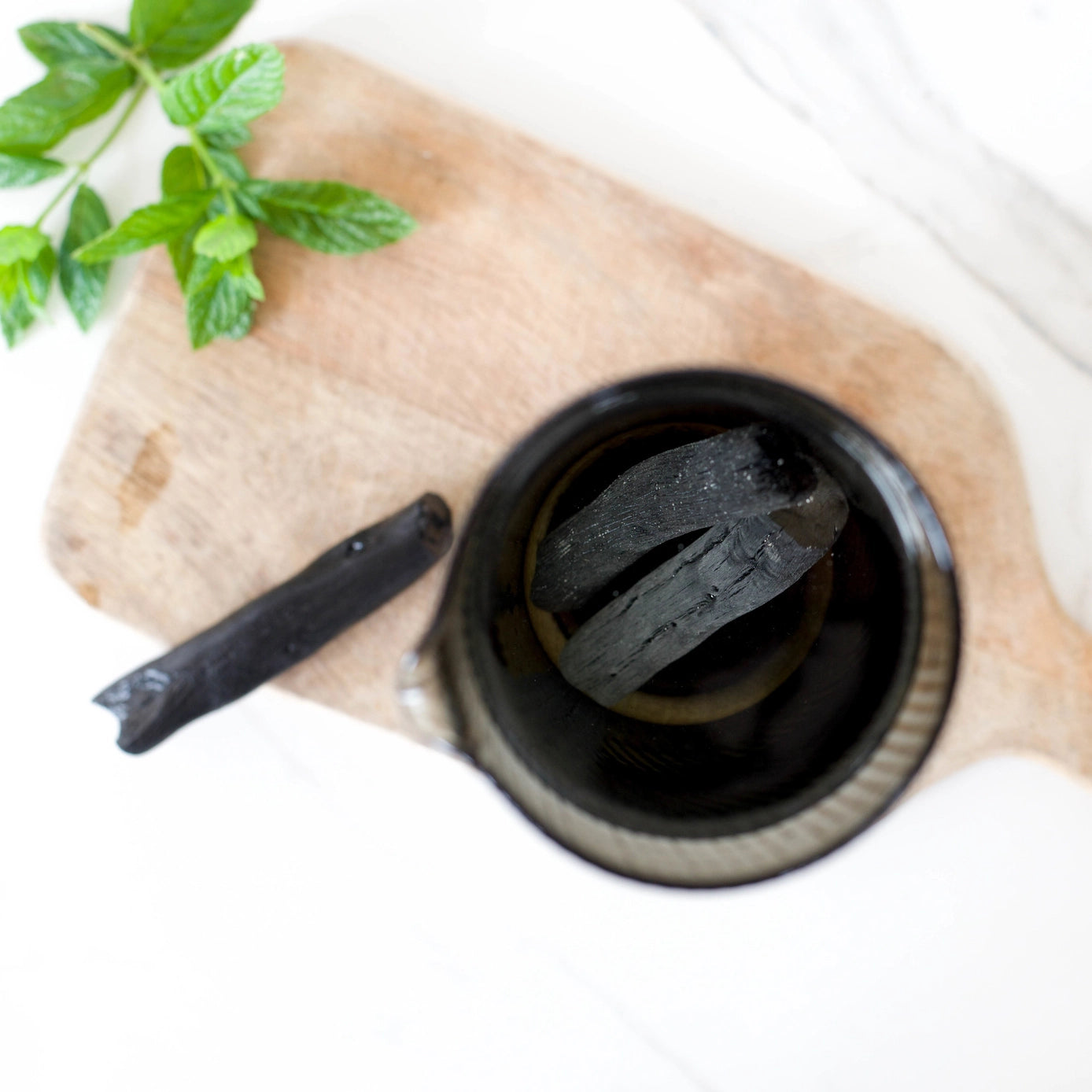 naturligt vandfilter, der forbedrer smagen og reducerer uønskede stoffer som klor.